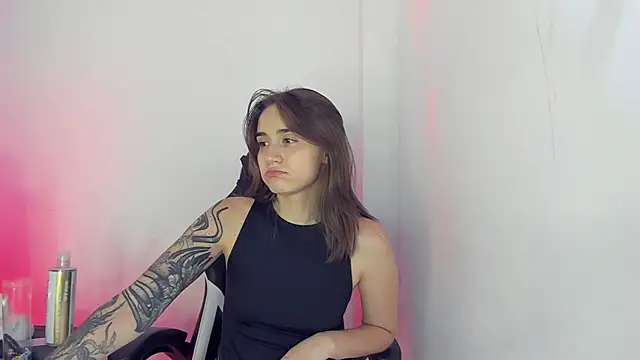  alicerosse2 online show from 03.05.25