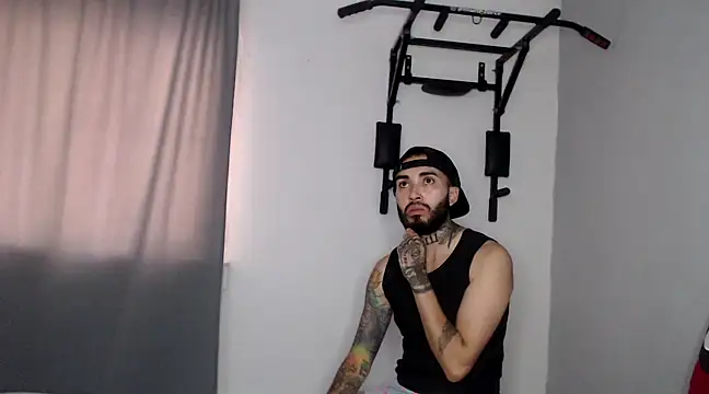 Snapshot of transgenderboy chatting on 03.03.25 transgenderboy online show from 03.03.25