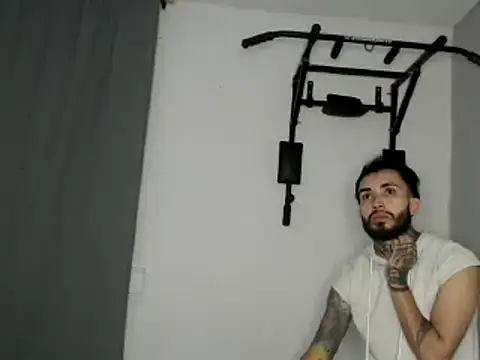 Snapshot of transgenderboy chatting on 03.17.25 transgenderboy online show from 03.17.25