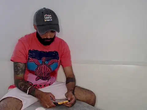 Snapshot of transgenderboy chatting on 05.31.26 transgenderboy online show from 05.31.26