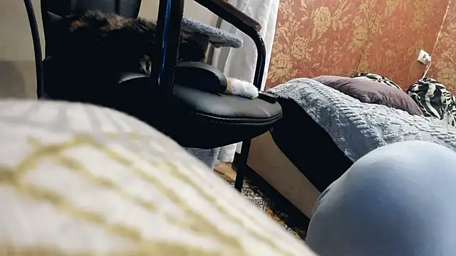 mia x love online show from 01.19.26