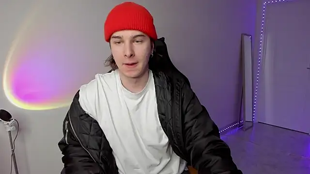 Snapshot of Vincent_Strong chatting on 03.16.25 Vincent Strong online show from 03.16.25