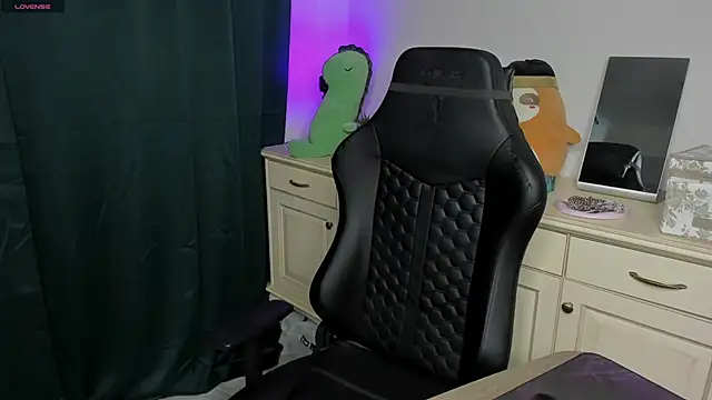 Vincent Strong online show from 02.15.26