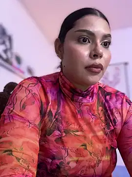 GigiiStone online show from 02.11.25