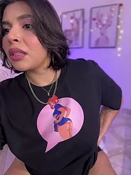 GigiiStone online show from 03.19.25