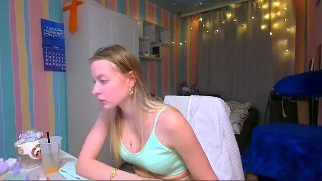 Snapshot of __Aphrodita__wow__ chatting on 12.07.24 Aphrodita wow online show from 12.07.24