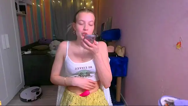 Snapshot of __Aphrodita__wow__ chatting on 12.08.24 Aphrodita wow online show from 12.08.24