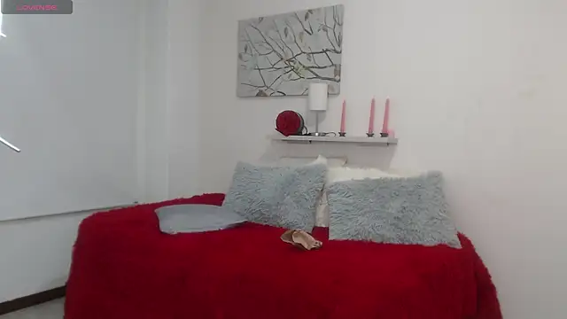 sofia perez    online show from 05.28.26