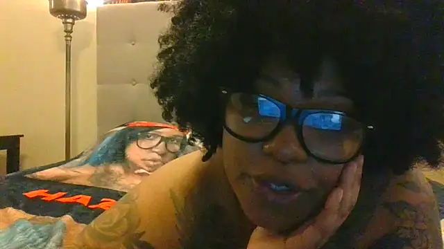 Snapshot of ShaBrimDaPornstar chatting on 11.05.25 ShaBrimDaPornstar online show from 11.05.25