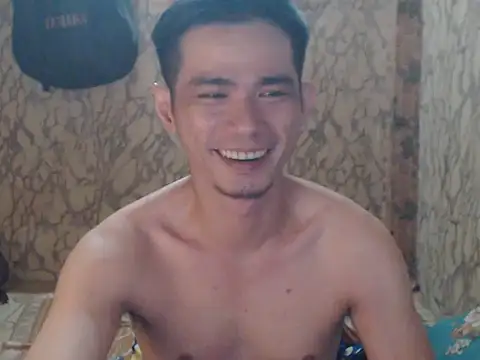 Snapshot of x0x-Philip-x0x chatting on 10.30.25 x0x-Philip-x0x online show from 10.30.25