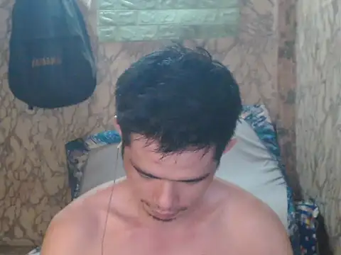 Snapshot of x0x-Philip-x0x chatting on 11.05.25 x0x-Philip-x0x online show from 11.05.25