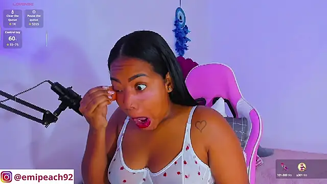 samanthaabloom online show from 10.18.25