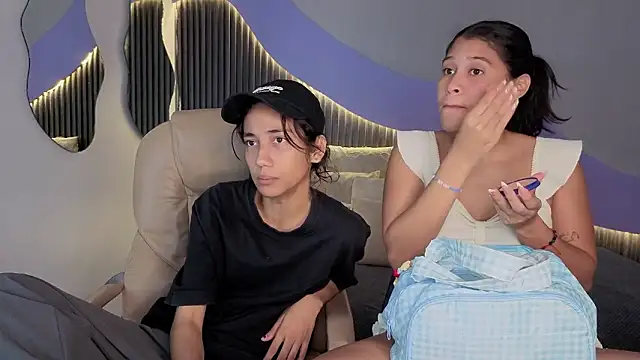 hot little bunny online show from 03.28.26