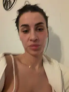 AlexiaStepahn online show from 03.07.26