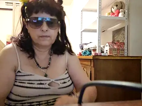 Samantha Squirtxh online show from 05.20.26