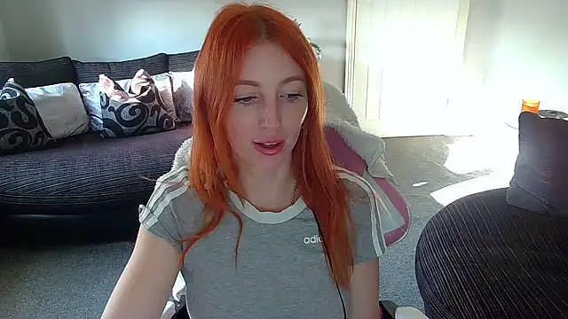 Red firesquirt online show from 01.09.25