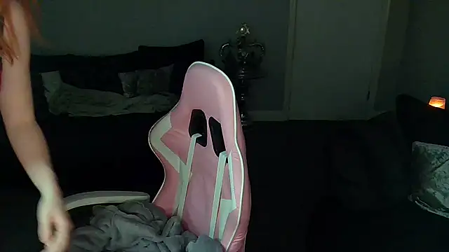 Red firesquirt online show from 01.23.25