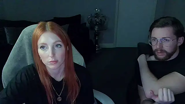 Red firesquirt online show from 02.15.25