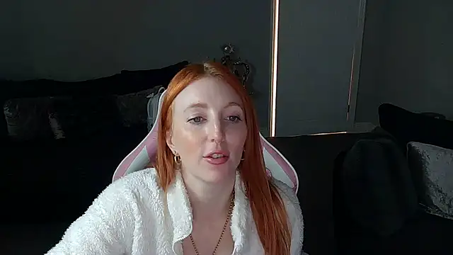 Red firesquirt online show from 02.18.25