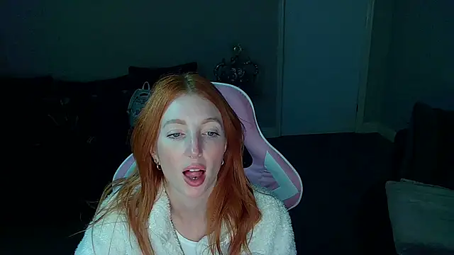 Red firesquirt online show from 03.12.25