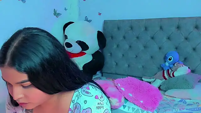 Snapshot of mabellfox chatting on 02.23.25 mabellfox online show from 02.23.25