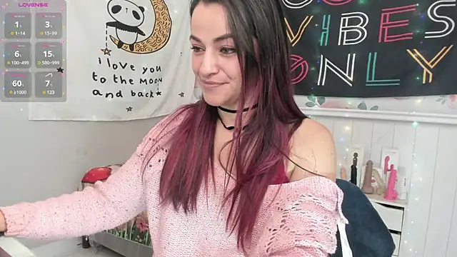 LovelyAzucena online show from 01.31.25