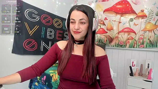 LovelyAzucena online show from 03.11.25