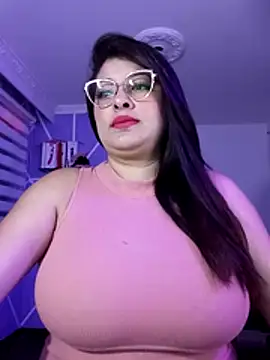 MiiaaJoness online show from 12.03.24