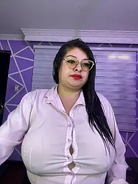 MiiaaJoness online show from 02.20.26