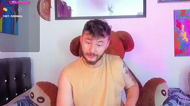 Snapshot of JacoLive chatting on 03.22.25 JacoLive online show from 03.22.25