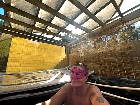 Snapshot of prainxxx22 chatting on 11.06.25 prainxxx22 online show from 11.06.25