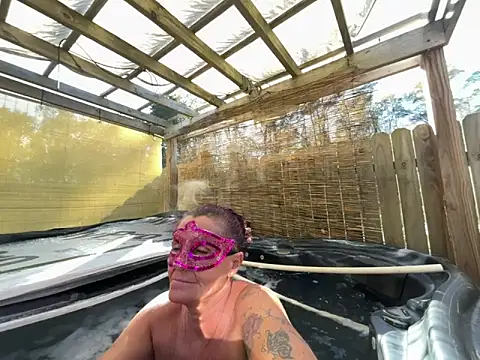 Snapshot of prainxxx22 chatting on 11.11.25 prainxxx22 online show from 11.11.25