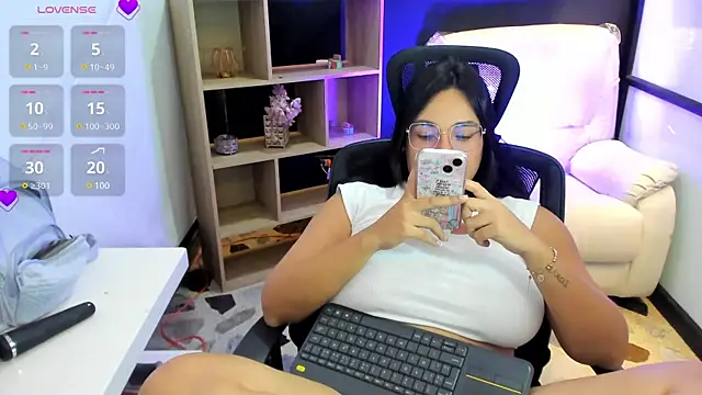 CelesteBrucee online show from 01.14.25