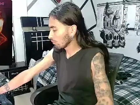 Snapshot of daimon_rockkk chatting on 01.28.25 daimon rockkk online show from 01.28.25