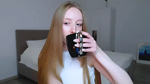 Luna insniity online show from 12.04.24