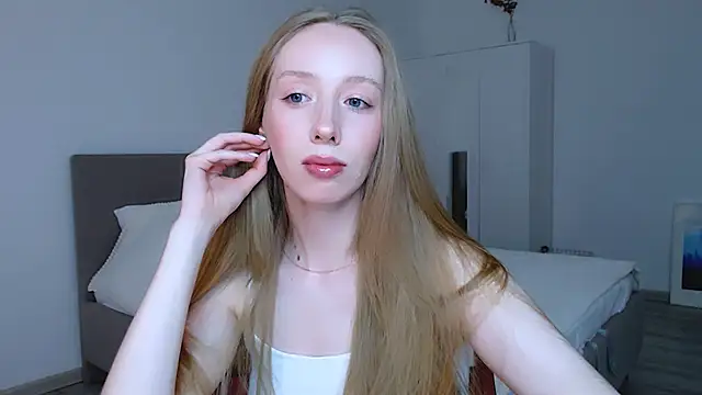 Luna insniity online show from 12.26.24