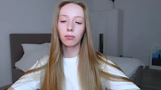 Luna insniity online show from 01.14.25