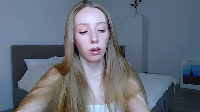 Luna insniity online show from 01.15.25