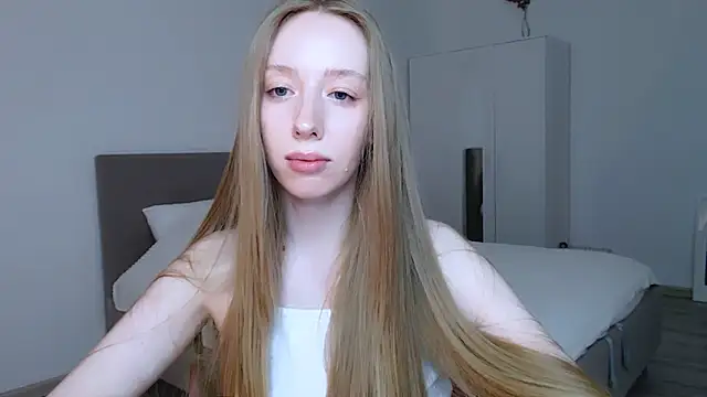 Luna insniity online show from 03.15.25