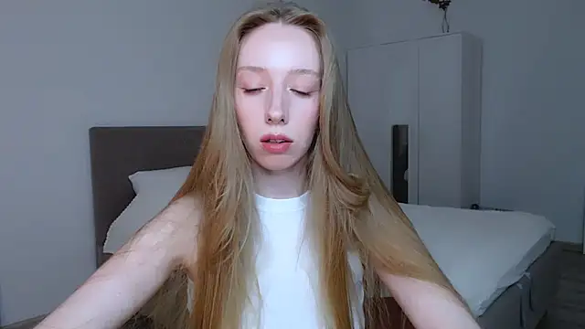 Luna insniity online show from 03.22.25