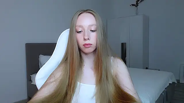 Luna insniity online show from 09.08.25