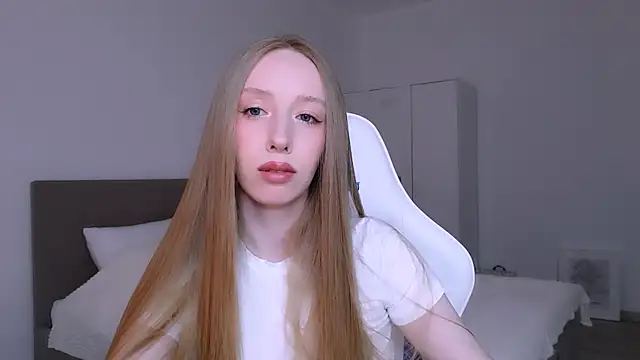 Luna insniity online show from 03.28.26