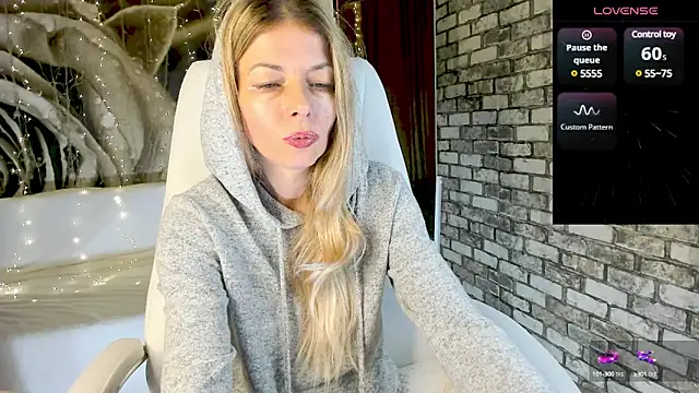 Eva Melow online show from 02.21.25