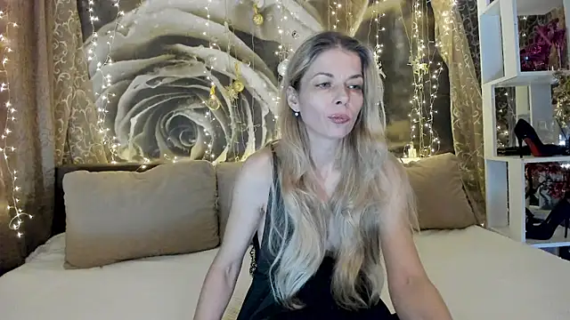 Eva Melow online show from 02.22.26