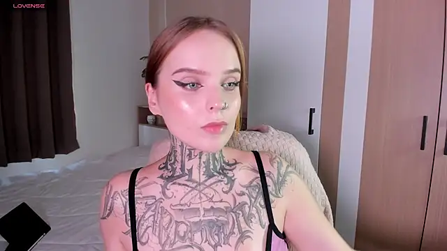 Snapshot of ATOMIC-KETCHUP chatting on 02.07.25 ATOMIC-KETCHUP online show from 02.07.25