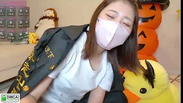 SUZU  online show from 10.31.25