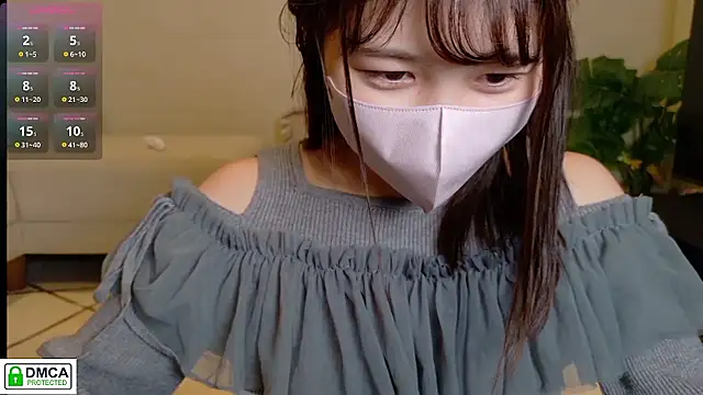 Snapshot of SUZU_ chatting on 02.18.26 SUZU online show from 02.18.26