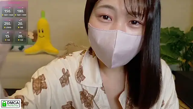 Snapshot of SUZU_ chatting on 02.27.26 SUZU online show from 02.27.26