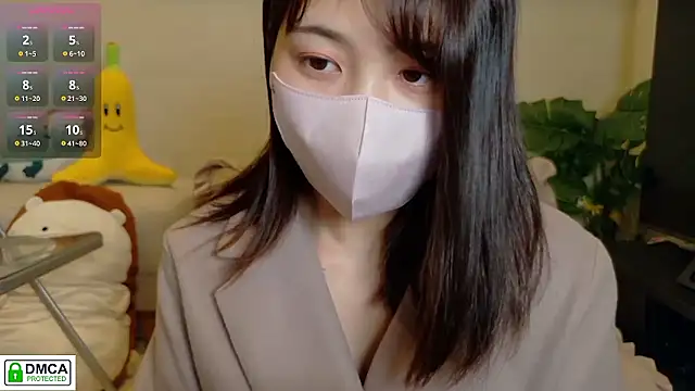 Snapshot of SUZU_ chatting on 02.28.26 SUZU online show from 02.28.26