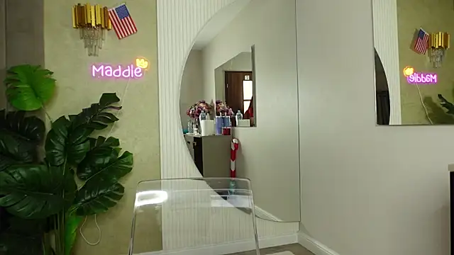 CelesteBailey online show from 04.17.26